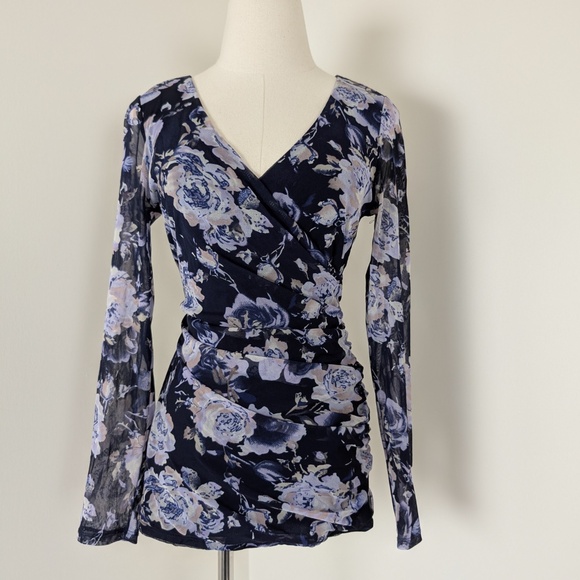 INC Long Sleeve Navy Top V-Neck Plunge Neckline Floral Mesh Lined Fitted - Picture 10 of 10